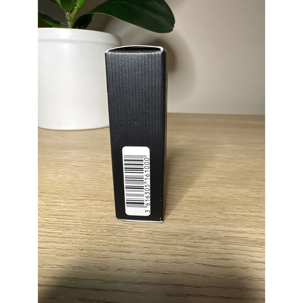 Gucci Rouge a Levres Satin Lipstick 221 Mina Light Pink 3.5g New in Box